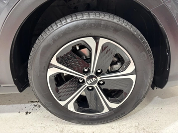 Image véhicule Kia XCEED HYBRIDE RECHARGEABLE (38) Image véhicule Kia XCEED HYBRIDE RECHARGEABLE (38)