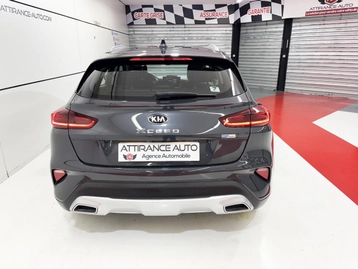 Image véhicule Kia XCEED HYBRIDE RECHARGEABLE (3) Image véhicule Kia XCEED HYBRIDE RECHARGEABLE (3)