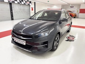 Image véhicule Kia XCEED HYBRIDE RECHARGEABLE (5) Image véhicule Kia XCEED HYBRIDE RECHARGEABLE (5)