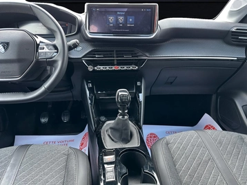 Image véhicule  Peugeot 208 (10)