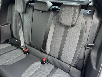 Image véhicule  Peugeot 208 (12)