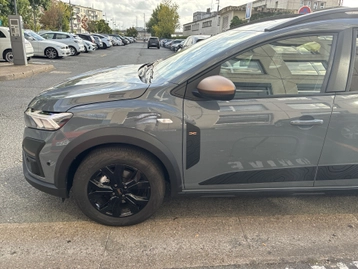 Image véhicule  Dacia JOGGER (1)