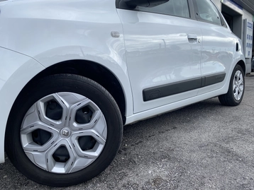 Image véhicule  Renault TWINGO III (1)