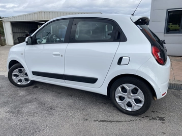 Image véhicule  Renault TWINGO III (4)