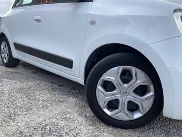 Image véhicule  Renault TWINGO III (6)