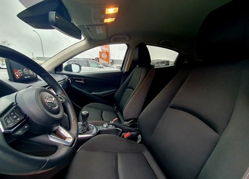 Image véhicule  Mazda MAZDA2 2023 (8)