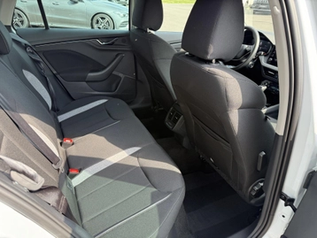 Image véhicule  Skoda SCALA (13)