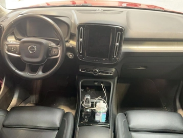 Image véhicule  Volvo XC40 (9)