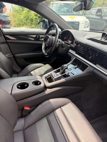 Image véhicule  Porsche PANAMERA (13)
