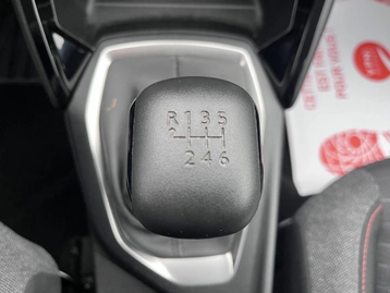 Image véhicule  Peugeot 208 (15)