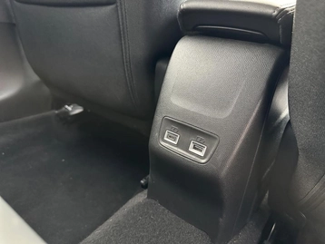 Image véhicule  Peugeot 208 (18)