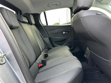 Image véhicule  Peugeot 208 (17)