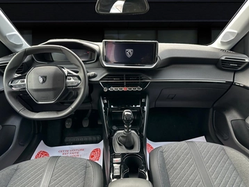 Image véhicule  Peugeot 208 (9)