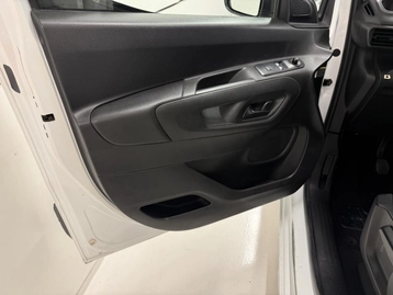 Image véhicule  Peugeot PARTNER (7)