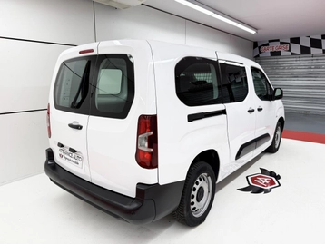 Image véhicule  Peugeot PARTNER (4)