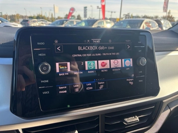 Image véhicule  Volkswagen T-ROC (21)