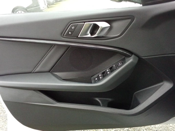 Image véhicule  BMW SÉRIE 1 (48)