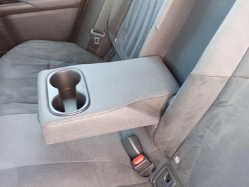 Image véhicule  Lexus UX (27)