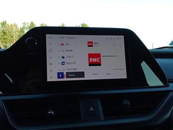Image véhicule  Lexus UX (8)