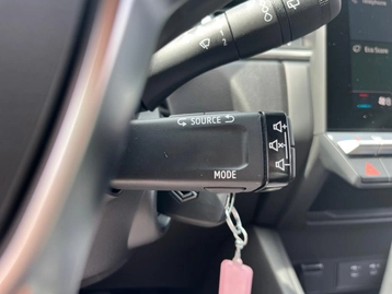 Image véhicule  Renault CAPTUR (30)