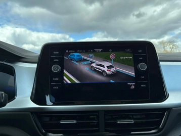 Image véhicule  Volkswagen T-ROC (22)