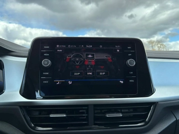 Image véhicule  Volkswagen T-ROC (8)