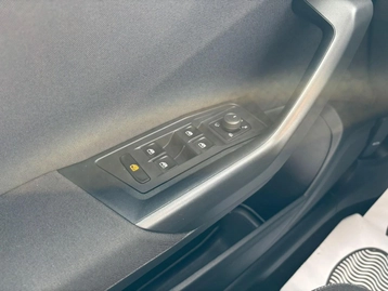 Image véhicule  Volkswagen T-ROC (17)