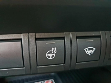 Image véhicule  Toyota C-HR (18)