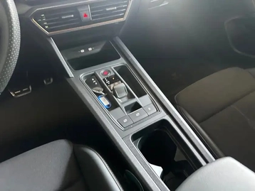 Image véhicule  Cupra LEON SPORTSTOURER (5)