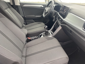 Image véhicule  Volkswagen T-ROC (12)