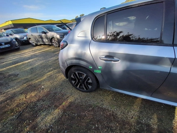 Image véhicule  Peugeot 208 (22)