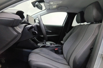 Image véhicule  Peugeot 208 (11)