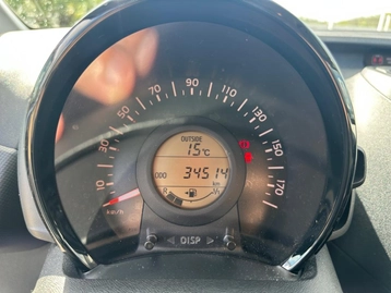 Image véhicule  Citroën C1 (33)