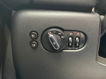 Image véhicule  Mini HATCH 3 PORTES ELECTRIC F56 BEV LCI (21)