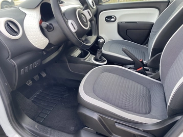 Image véhicule  Renault TWINGO III (8)