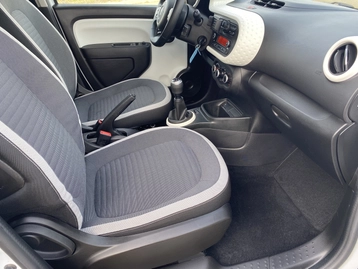 Image véhicule  Renault TWINGO III (10)