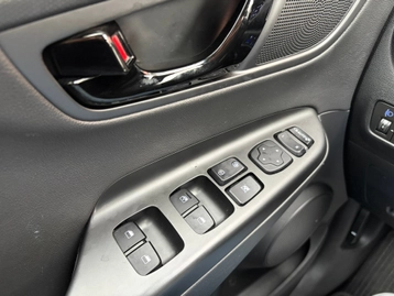 Image véhicule  Hyundai KONA (10)