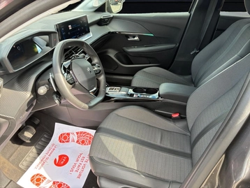 Image véhicule  Peugeot 208 (9)