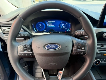Image véhicule Ford KUGA (15) Image véhicule Ford KUGA (15)