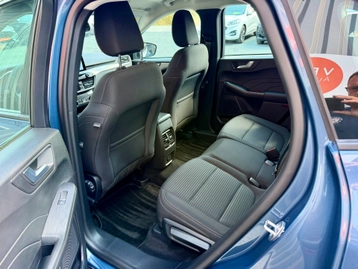 Image véhicule Ford KUGA (9) Image véhicule Ford KUGA (9)