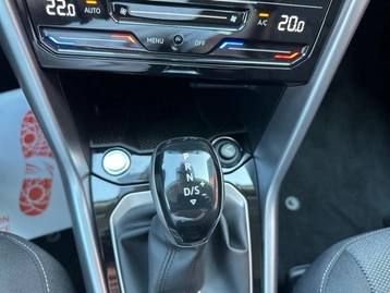 Image véhicule  Volkswagen T-ROC (21)