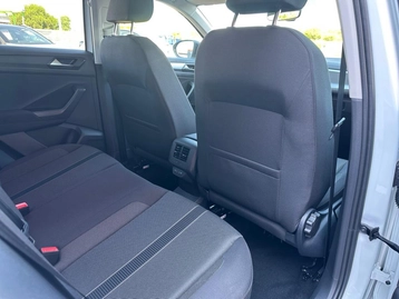 Image véhicule  Volkswagen T-ROC (18)