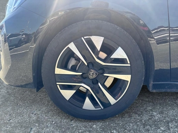 Image véhicule  Peugeot 208 (6)
