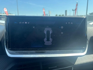 Image véhicule  Peugeot 208 (32)