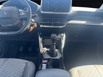 Image véhicule  Peugeot 208 (33)
