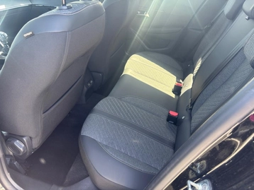 Image véhicule  Peugeot 208 (18)