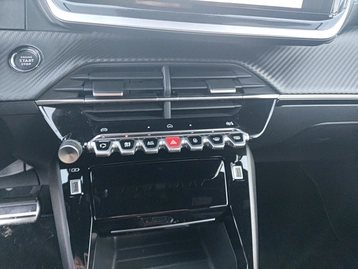 Image véhicule  Peugeot 2008 (10)