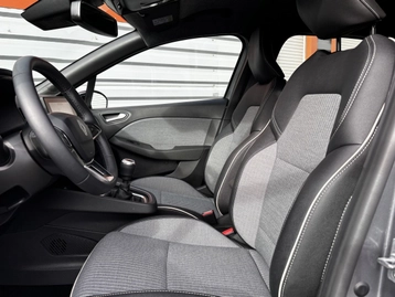 Image véhicule  Renault CLIO (3)