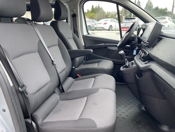 Image véhicule  Renault TRAFIC COMBI (15)