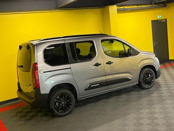Image véhicule  Citroën BERLINGO (28)